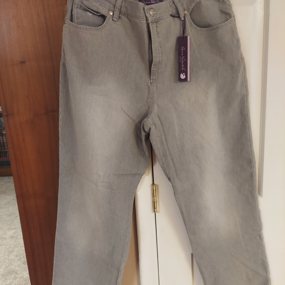 Gloria Vanderbilt Women's Gray Boot Cut Jeans